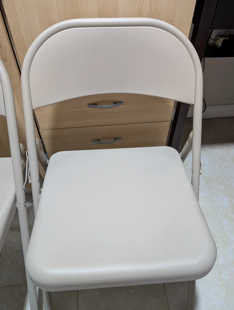 Set of 2 Beige Folding Chairs image indicator(7)