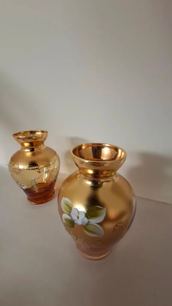 Decorative Gold-Toned Glass Bud Vases thumbnail