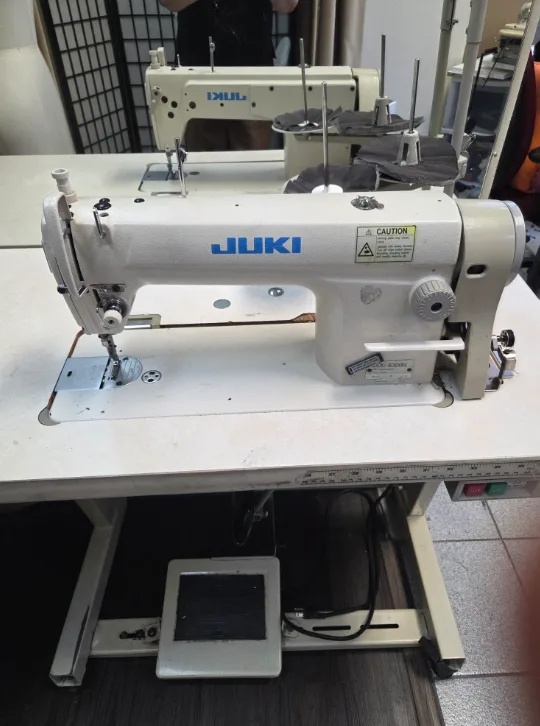 JUKI DDL-8300N Industrial Sewing Machine image indicator(2)