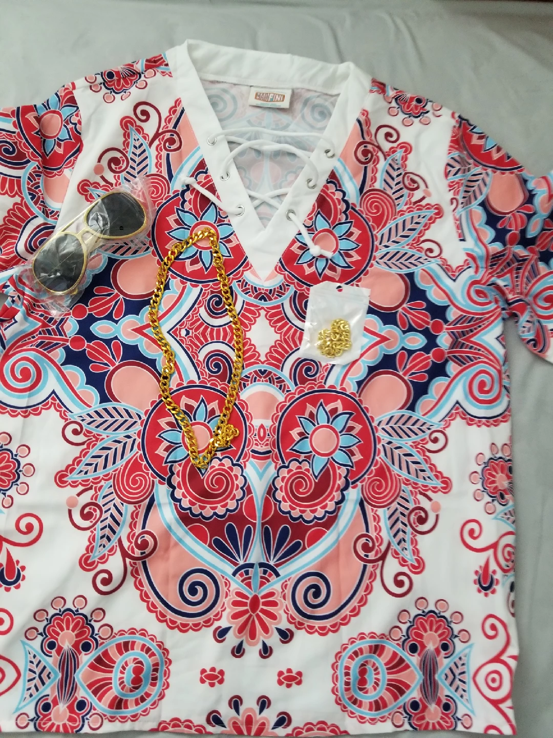Patterned Tunic Top, Gold Chain, Sunglasses & Earrings