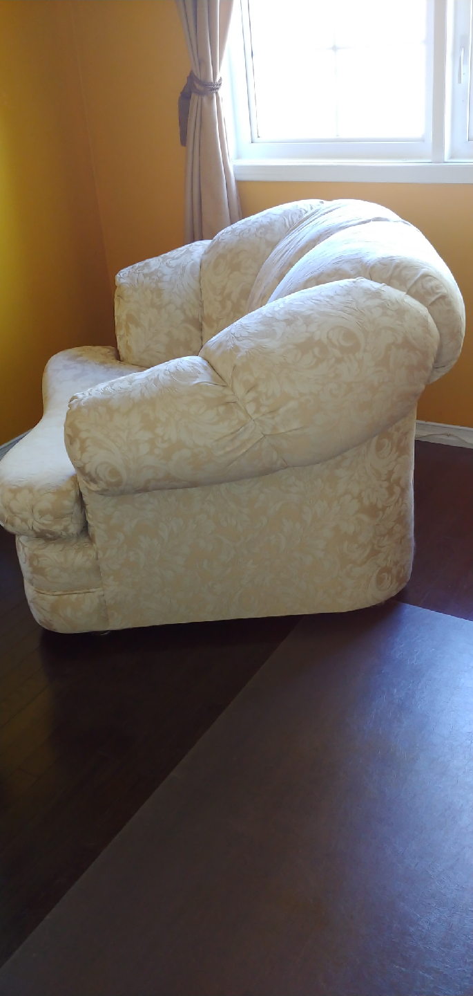 Pair of Cream Flora Accent Chair - photo 3