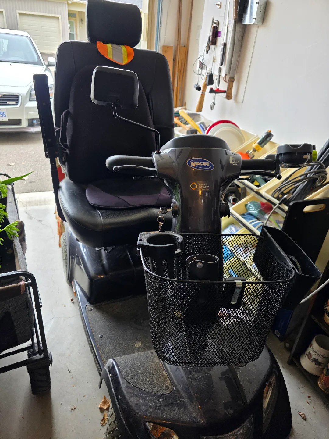 Invacare Comet HD Mobility Scooter image indicator(2)