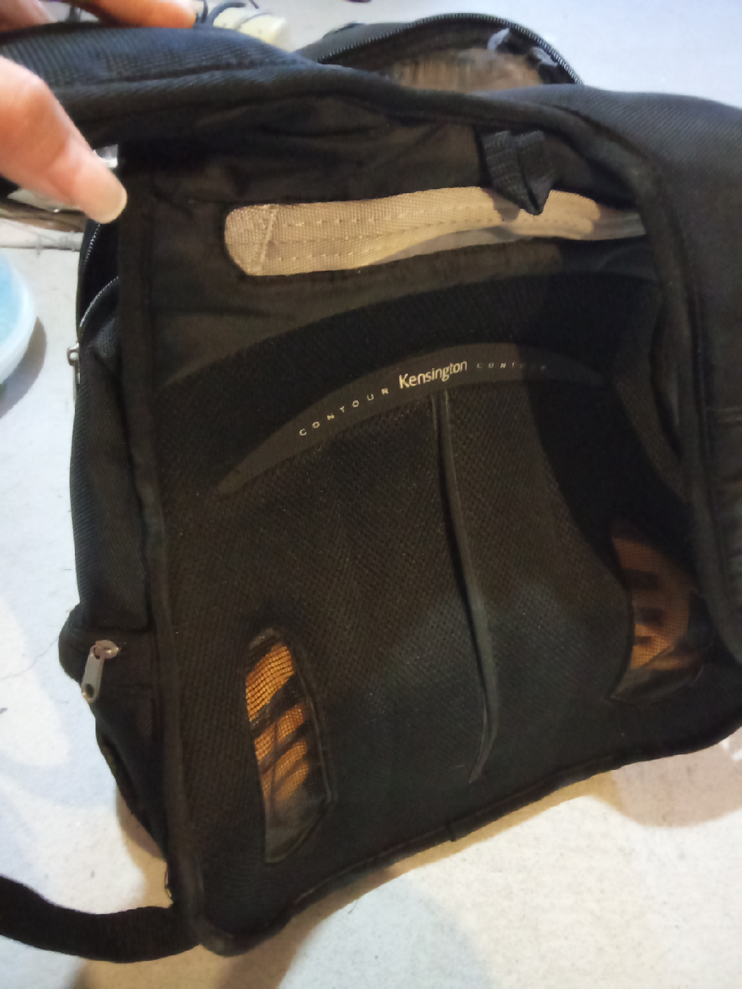 Kensington Contour Laptop Backpack with Back support - photo 3