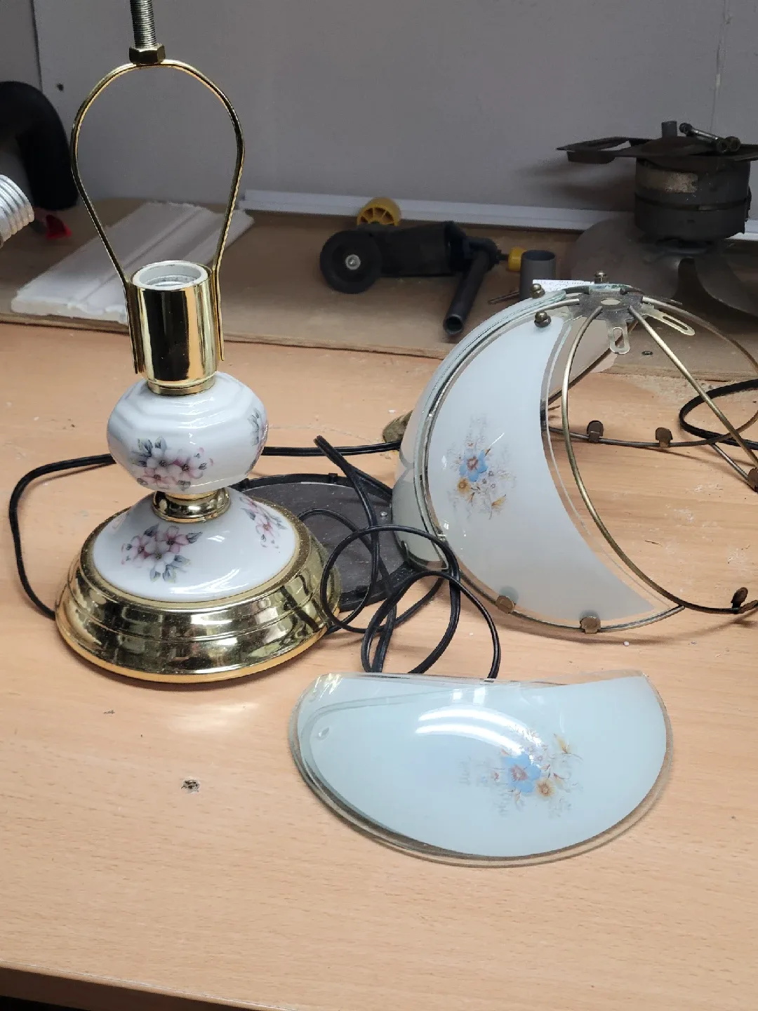 Vintage Table Lamps - Set of 2.plus  vintage Lamp parts image indicator(7)