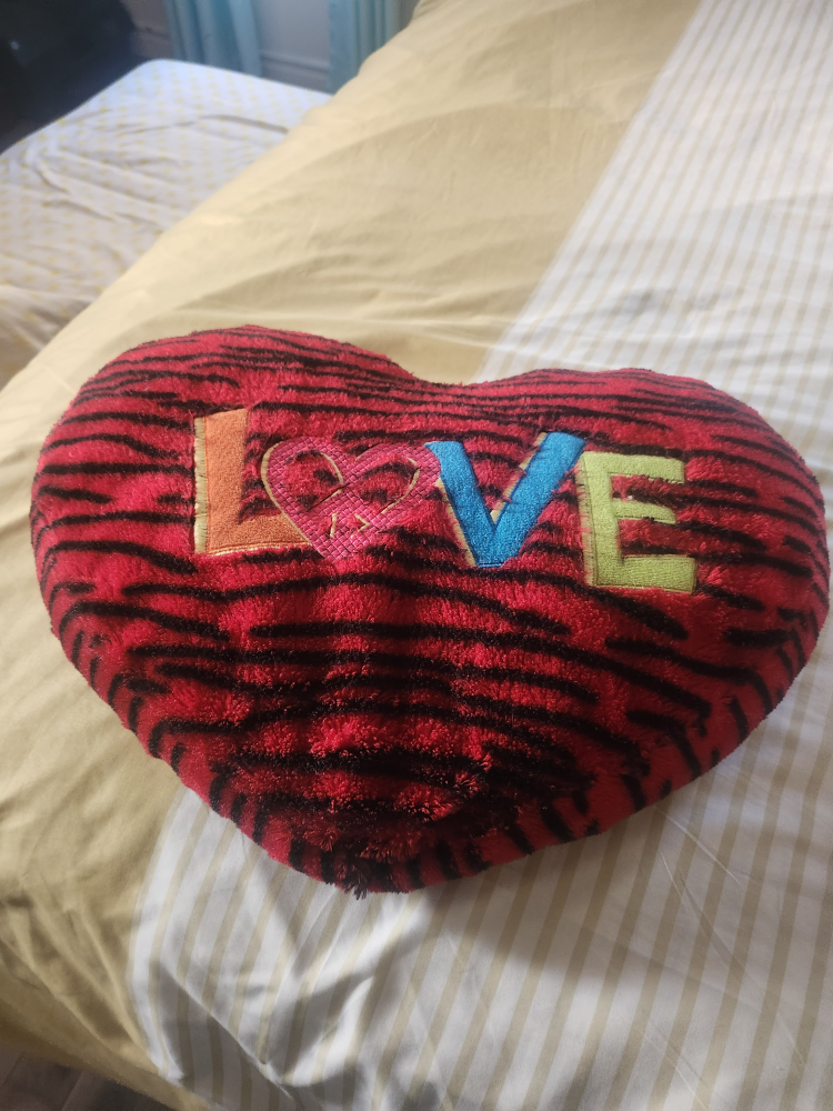 Red & Black Heart Shaped Pillow - photo 3