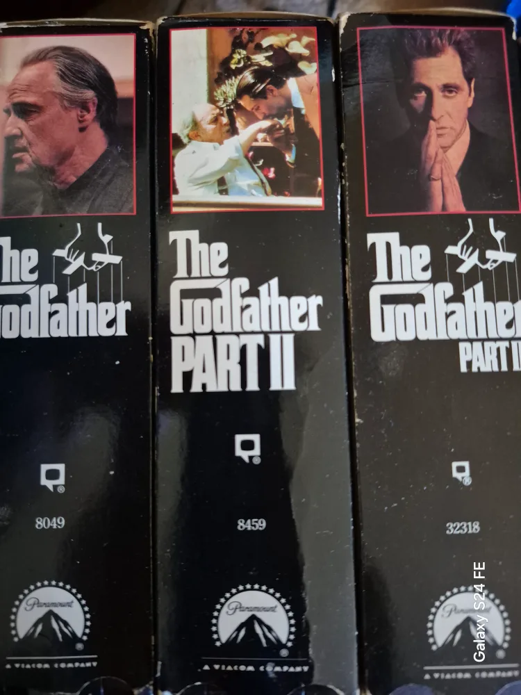 GE RADIO / ALARM,  DVD ,and DVD,CD,,video cd image indicator(6)