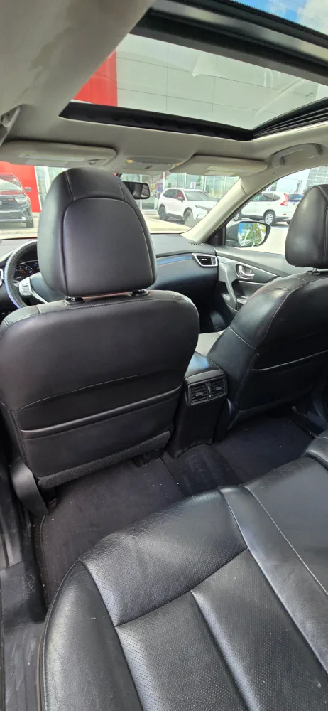 2015 Nissan Rogue SUV image indicator(6)