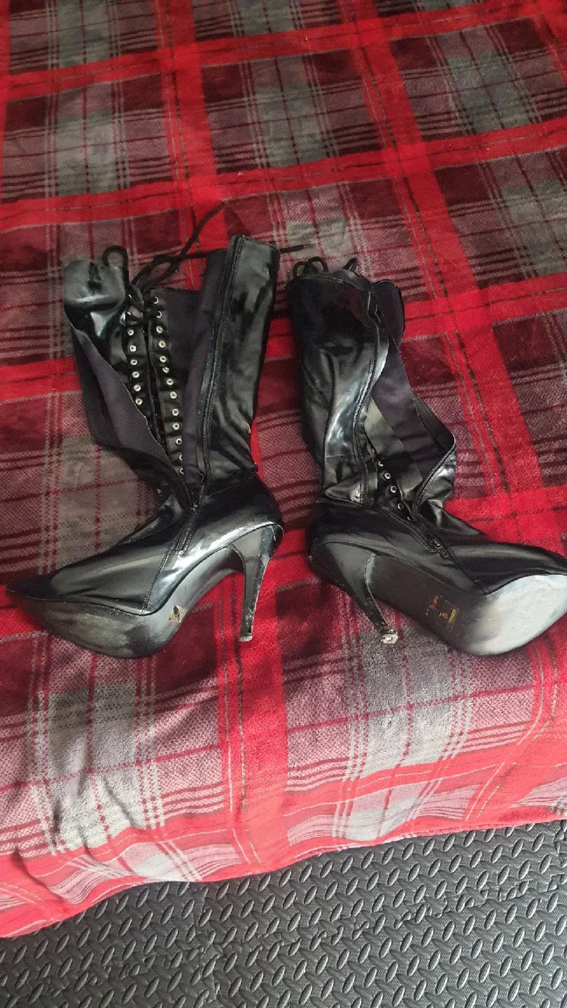 Black Heel DRAG Boots image indicator(2)