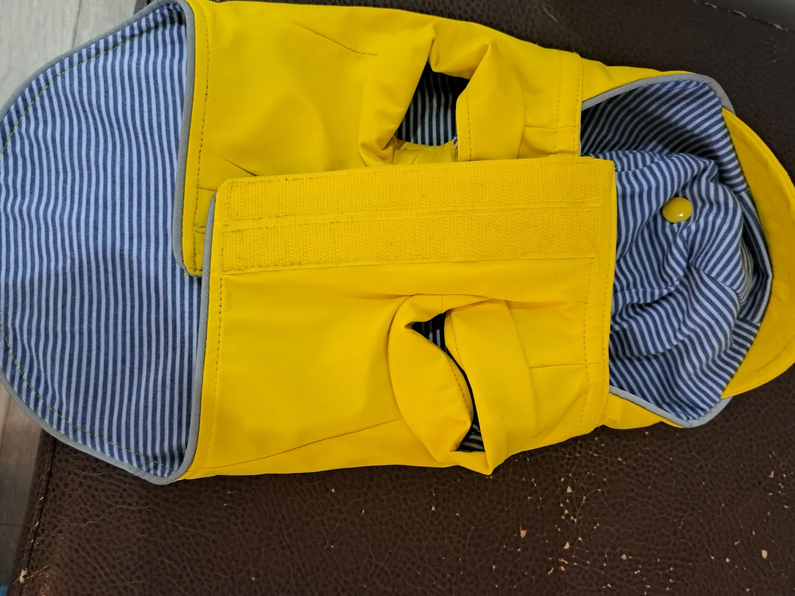 Canada Pooch Yellow Dog Raincoat image indicator(2)