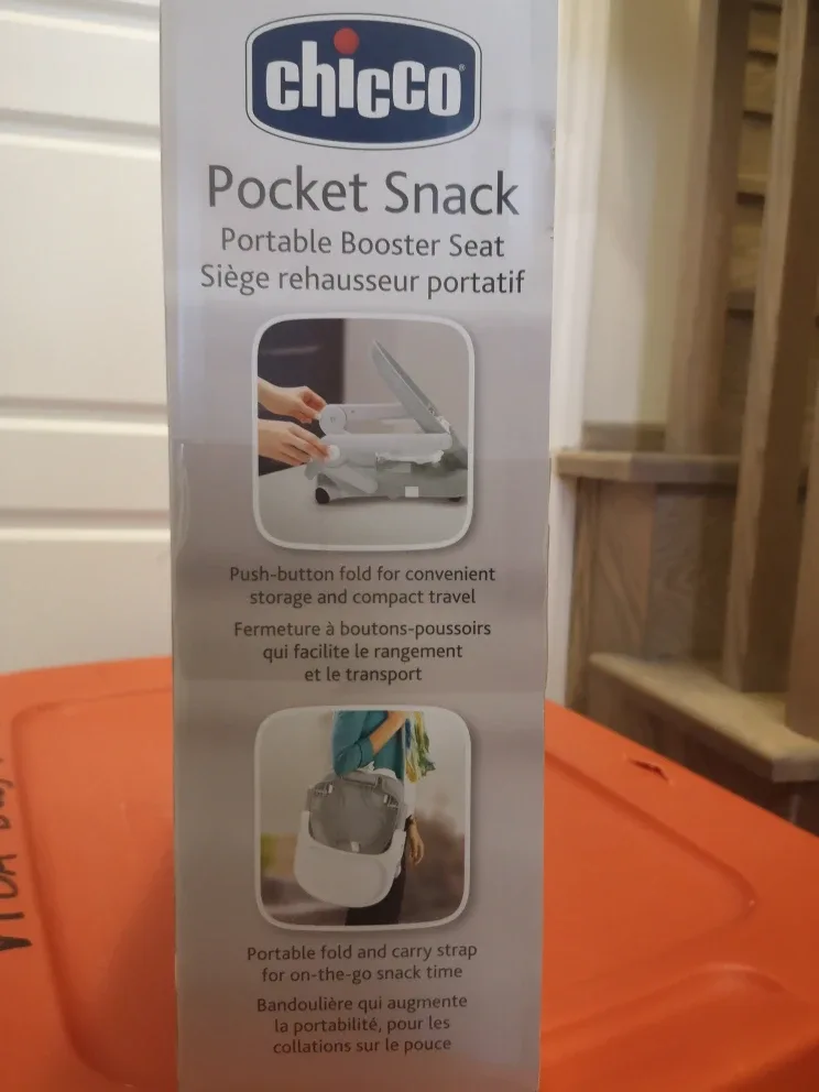 Chicco Pocket Snack Portable Booster Seat - Like New! image indicator(4)