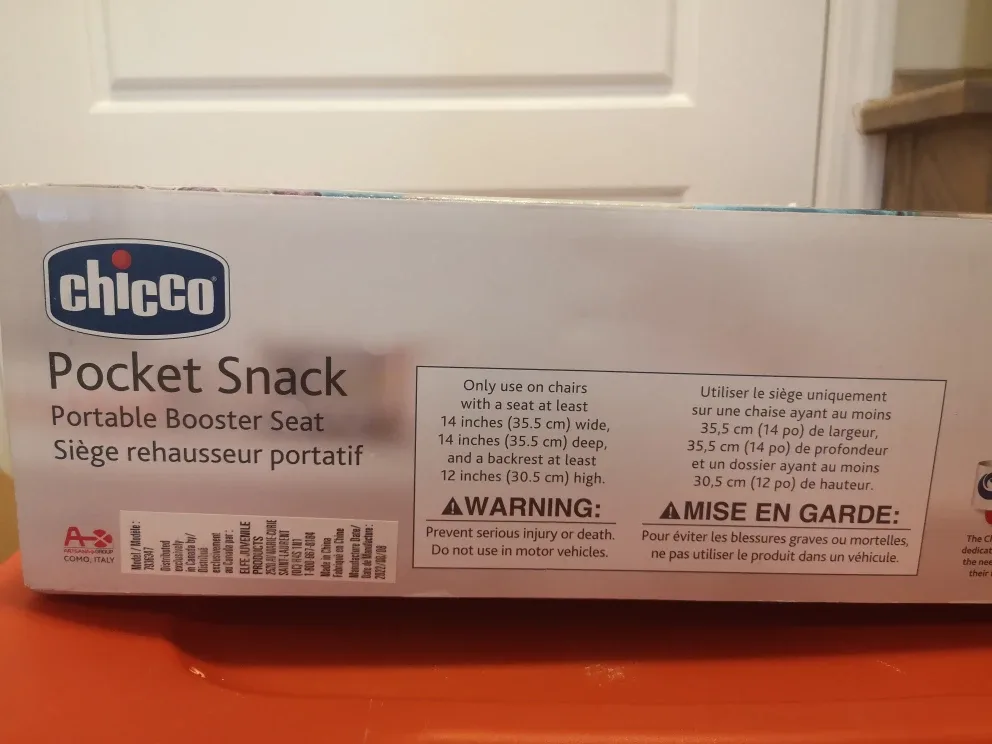 Chicco Pocket Snack Portable Booster Seat - Like New! image indicator(5)