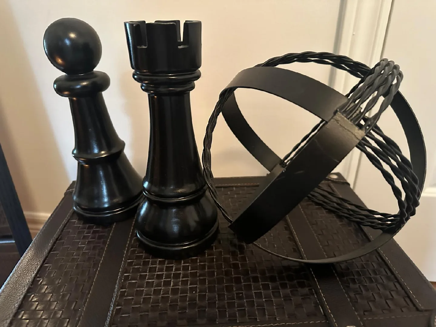 Black Decorative Chess Pieces & Sphere image indicator(2)