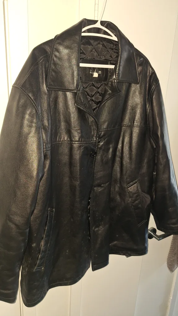 Black Leather Jacket Size G/L 🥕 image indicator(2)