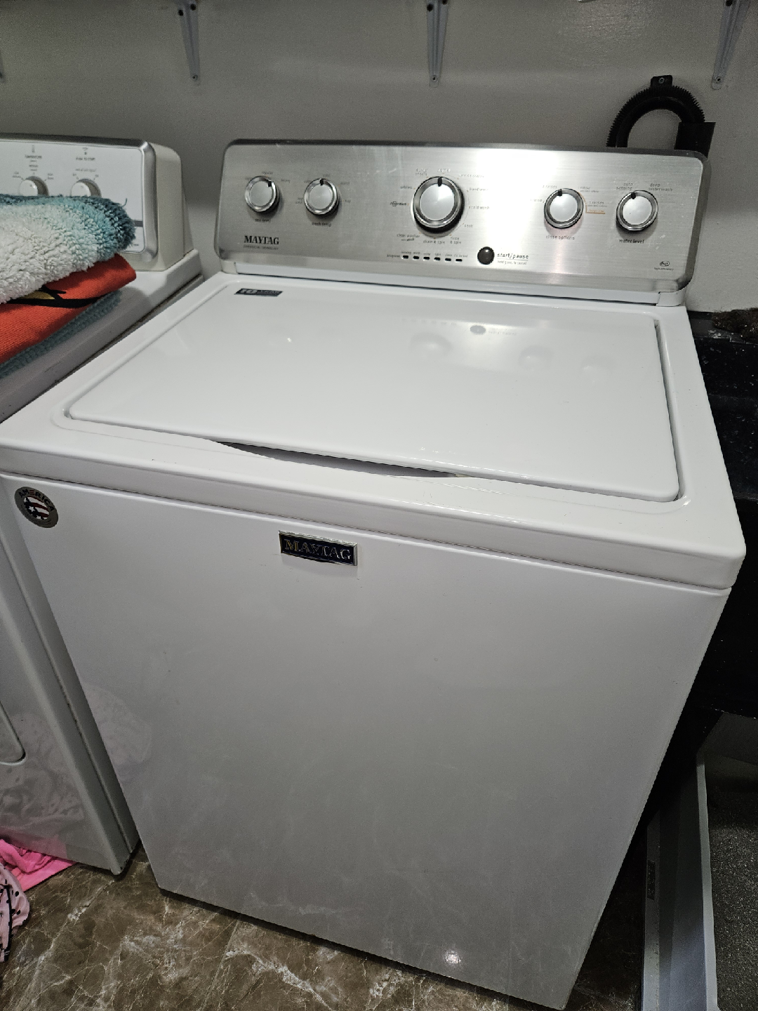 Maytag MVWC416FW1 Top-Loading Washer