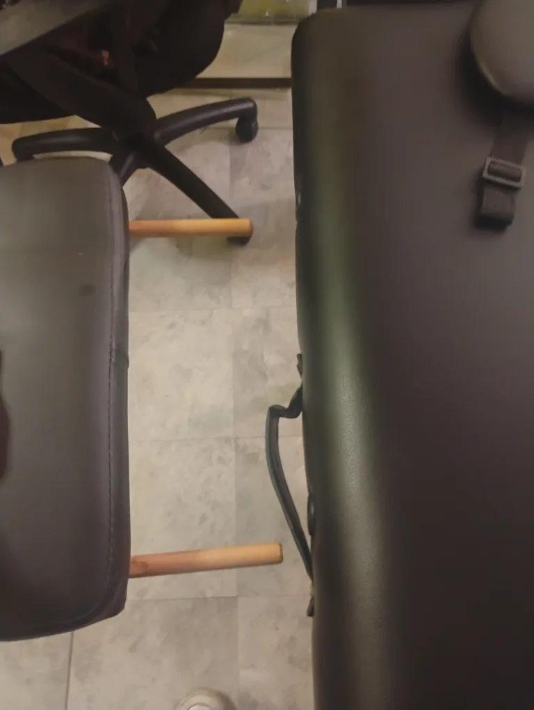 Portable Massage Table - Black image indicator(5)