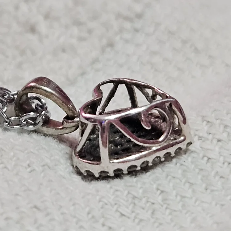 0.2 cr Heart Pendant Necklace image indicator(4)