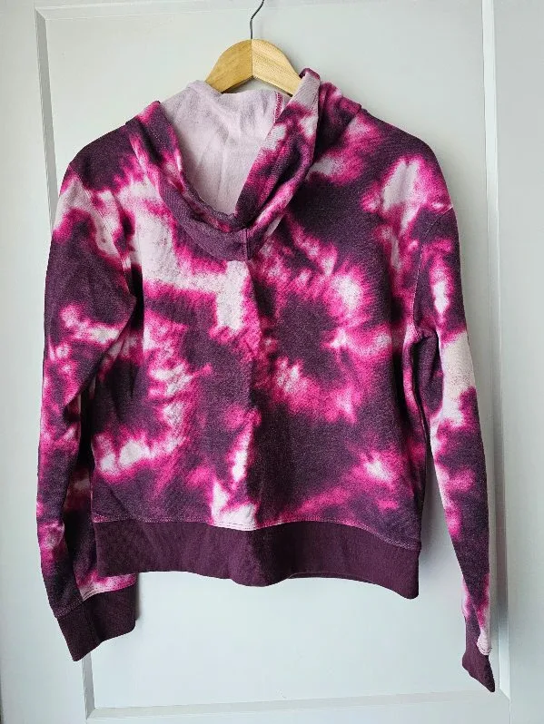 Reseller Out of Business. Large lot of Ladies clothing image indicator(2)