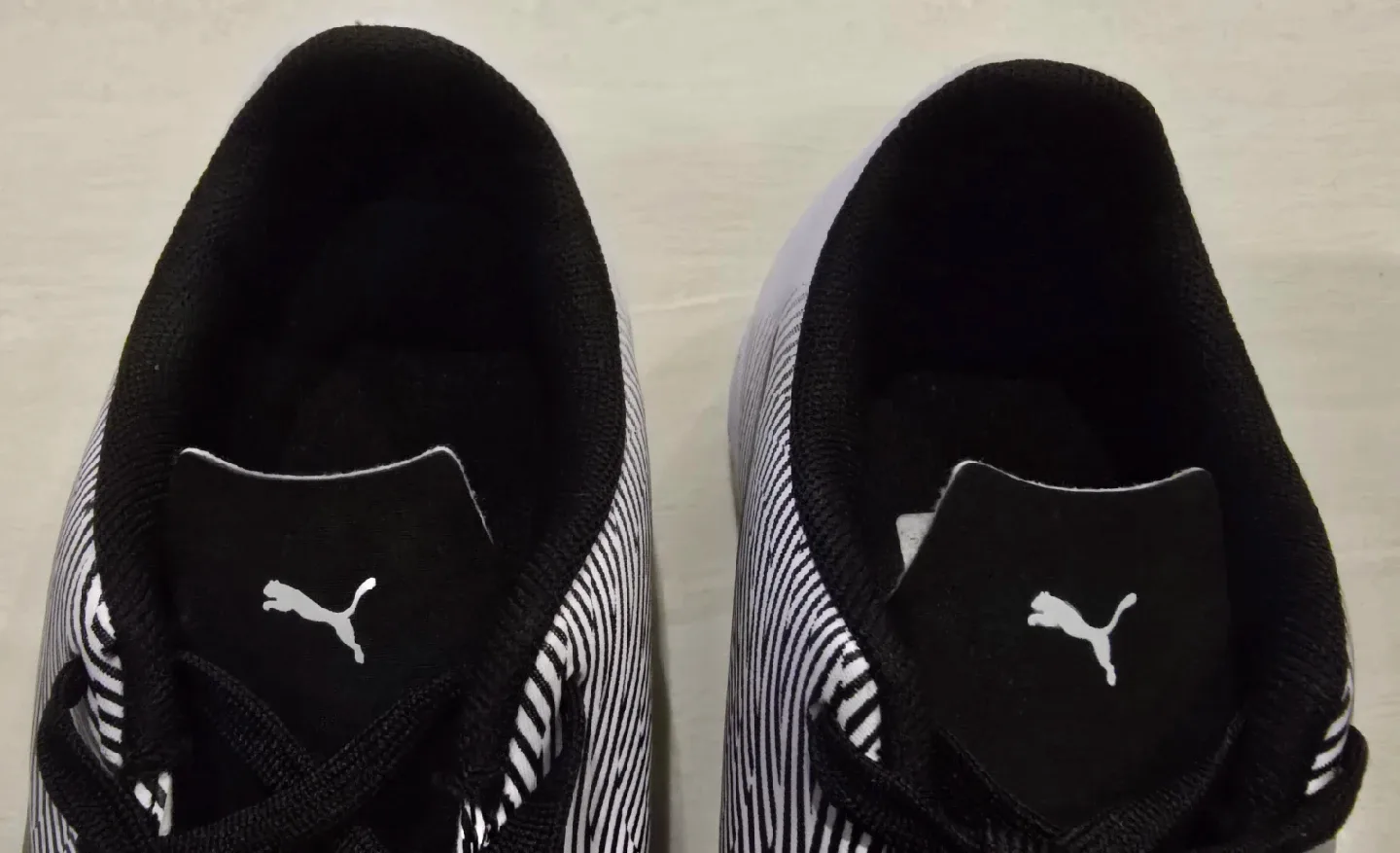 NEW! Puma Indoor Soccer or Gym Shoes - Black & White! Size 3 image indicator(5)