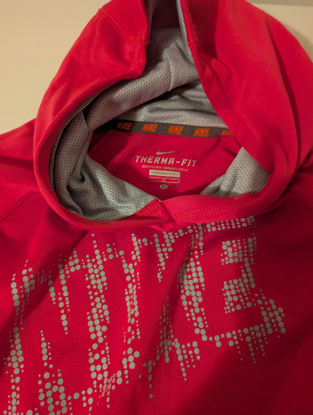 Authentic NIKE Therma-fit image indicator(2)