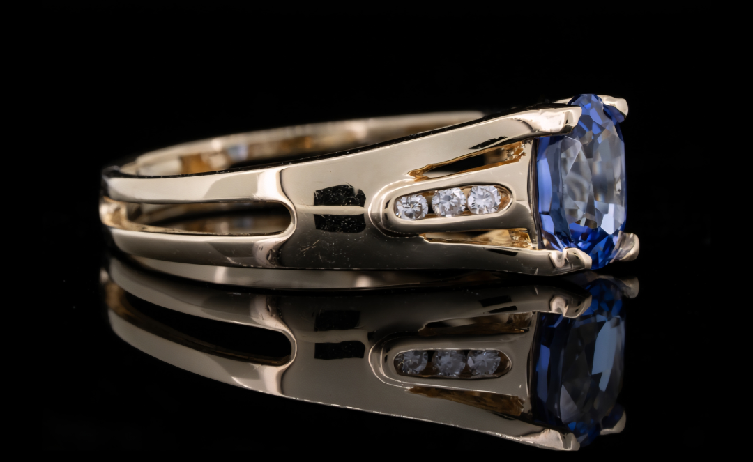 Blue Tanzanite & Diamond Gold Ring - photo 4