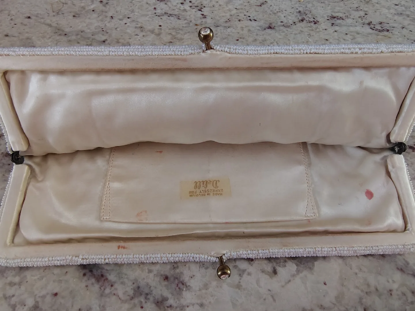 Vintage Delill Seed Beaded Clutch - Made in Belgium image indicator(7)