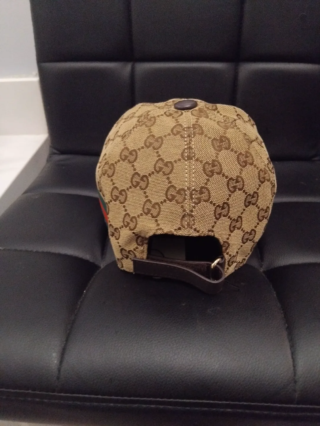 older version Gucci GG Canvas Baseball Hat image indicator(2)