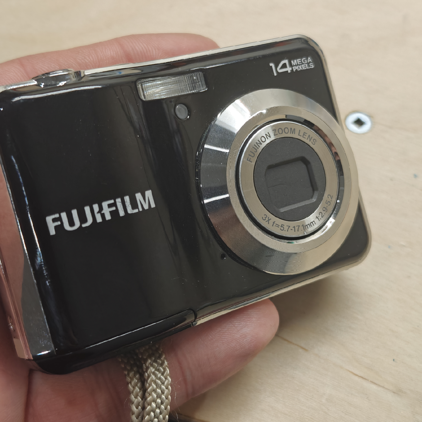 Fujifilm FinePix AV150 14MP Digital Camera