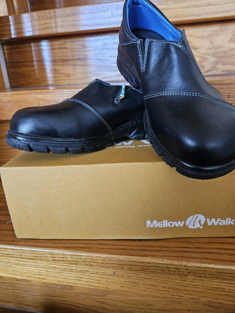 Mellow Walk Black Leather Safety Shoes