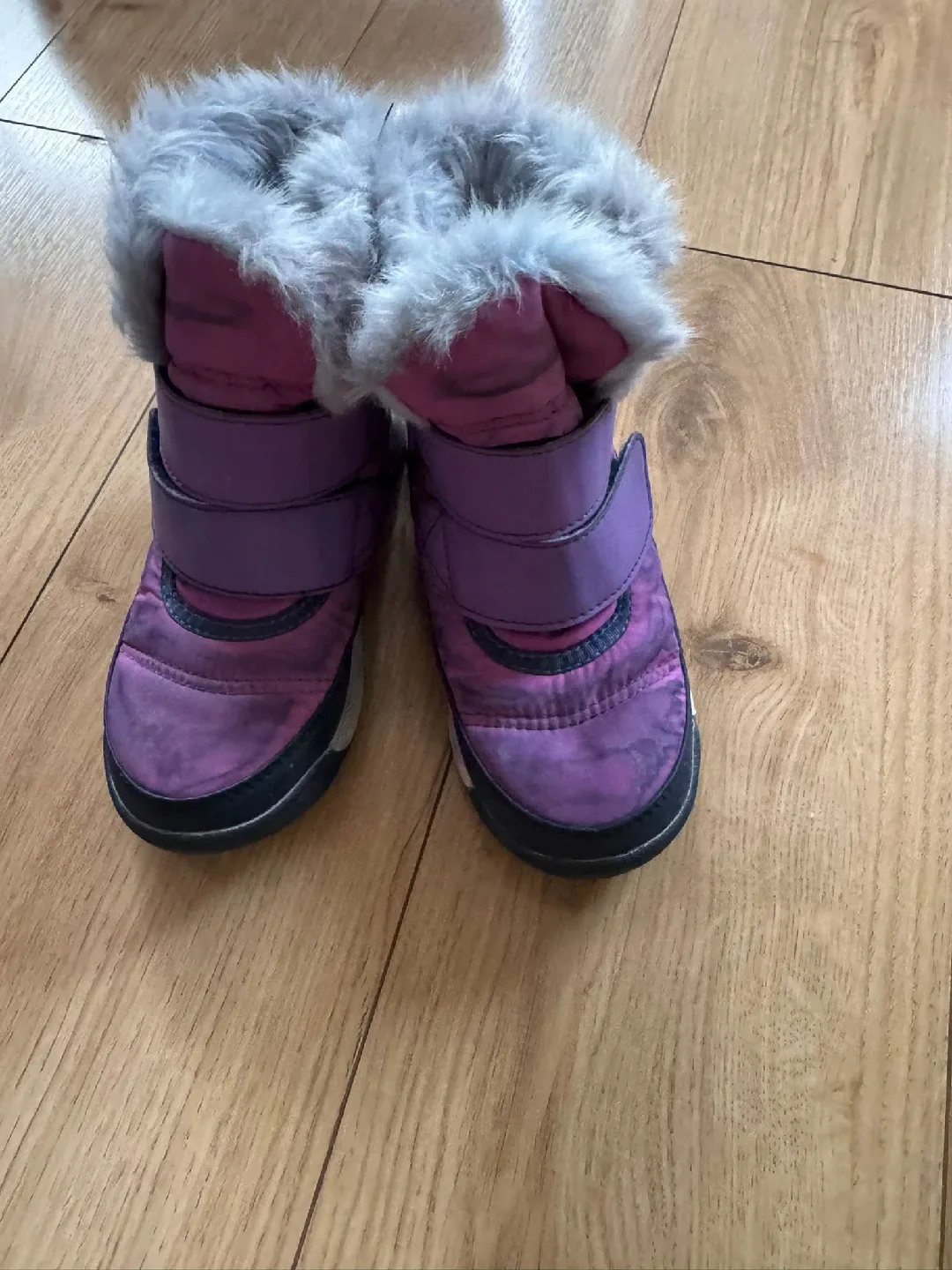 Kids snow boots thumbnail