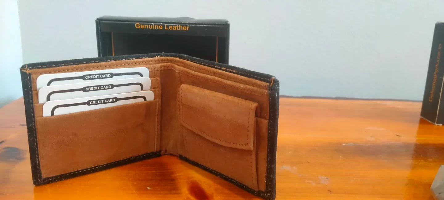Leatherwood Genuine Leather Wallet with Box image indicator(6)