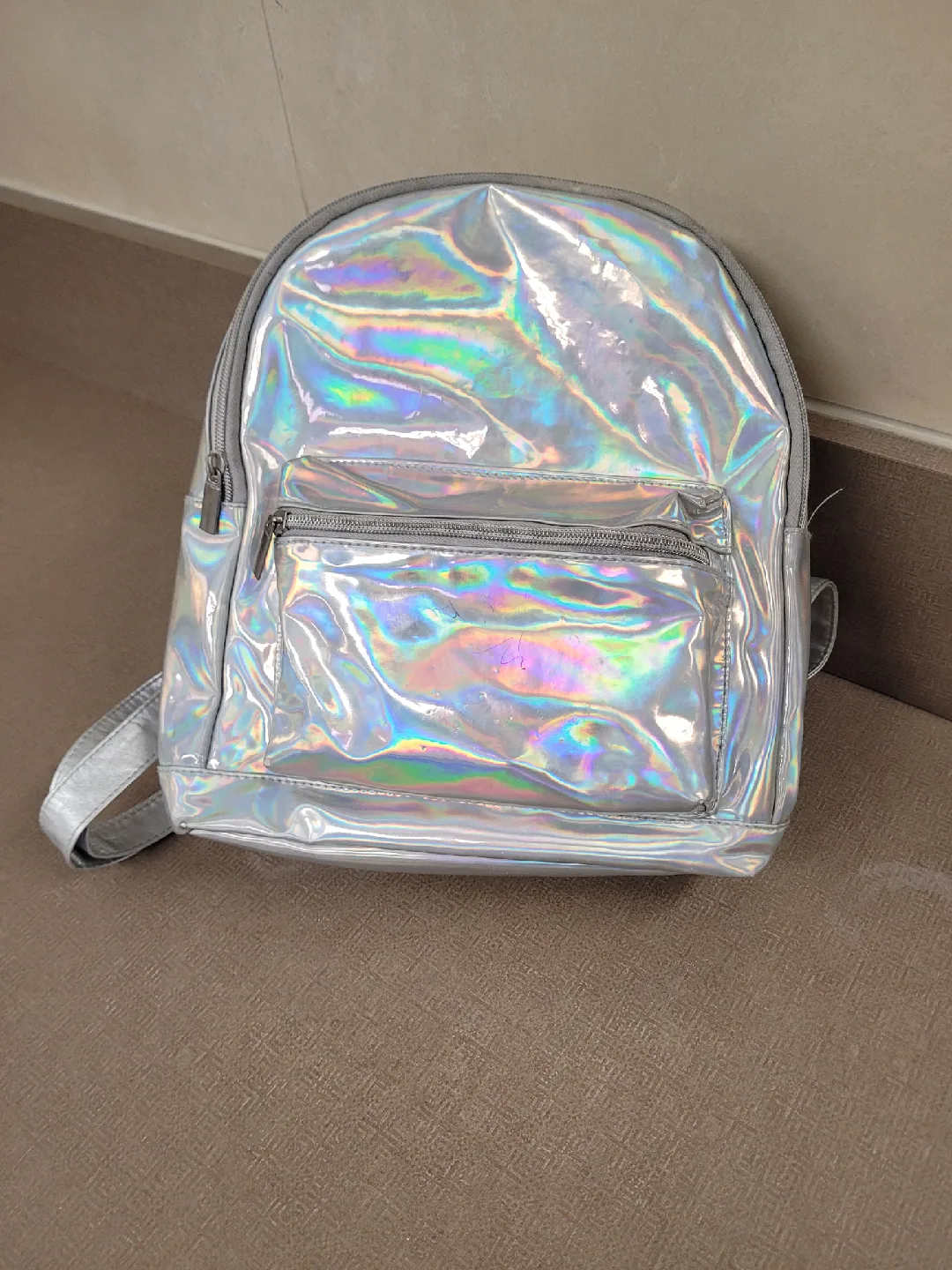Silver Holographic Backpack🧡 Bingo thumbnail