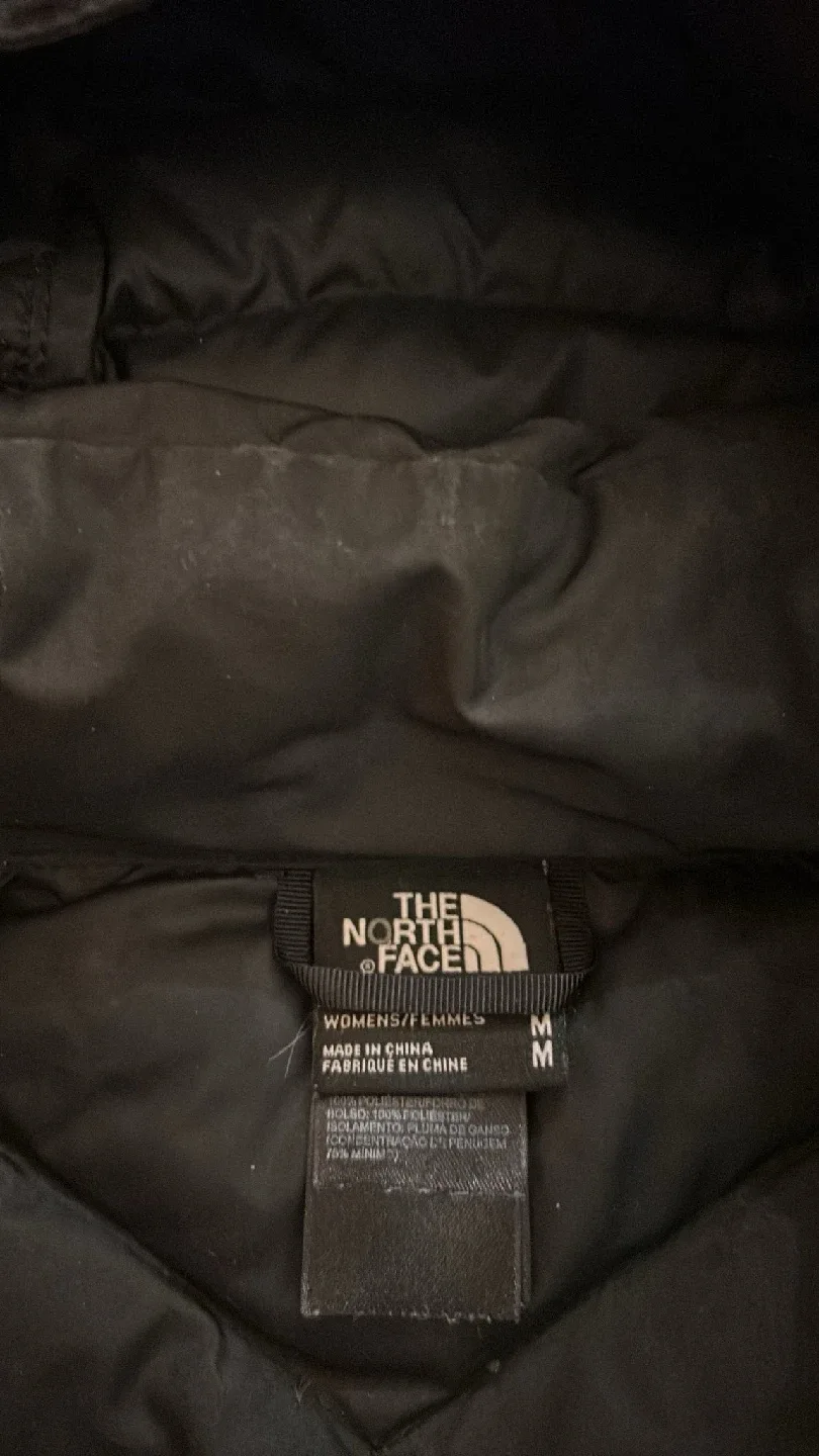 North Face Women goose down image indicator(4)