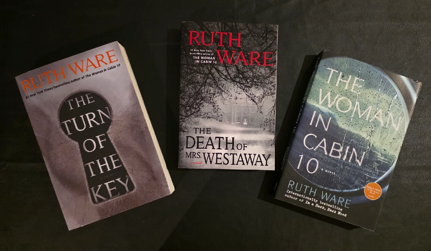 Bundel Ruth Ware Books: The Woman in Cabin 10 image indicator(2)