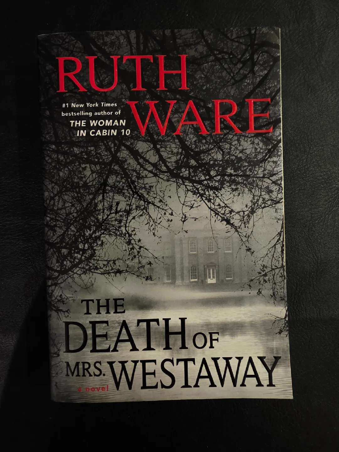 Bundel Ruth Ware Books: The Woman in Cabin 10 image indicator(4)