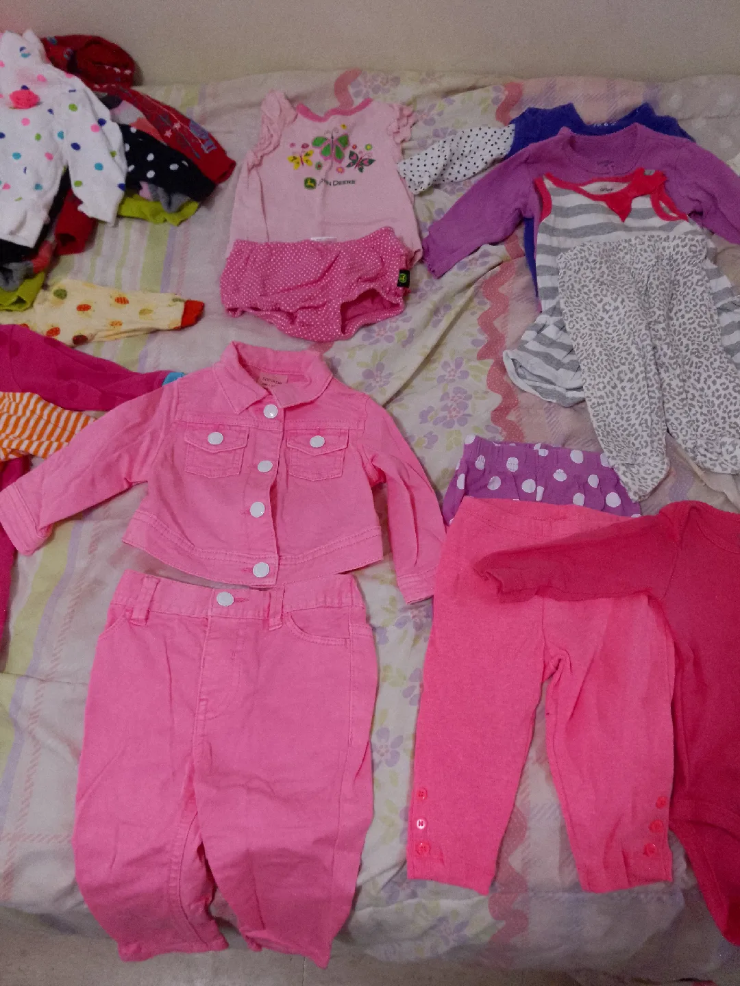 Mixed Baby Clothes Bundle - 6M image indicator(3)