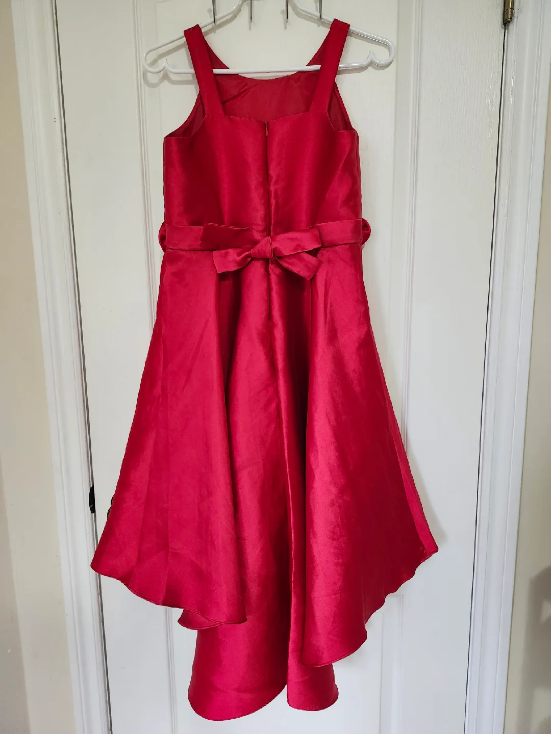 Gorgeous girls size 16 dress! Pick up in Kitchener, $25 image indicator(2)