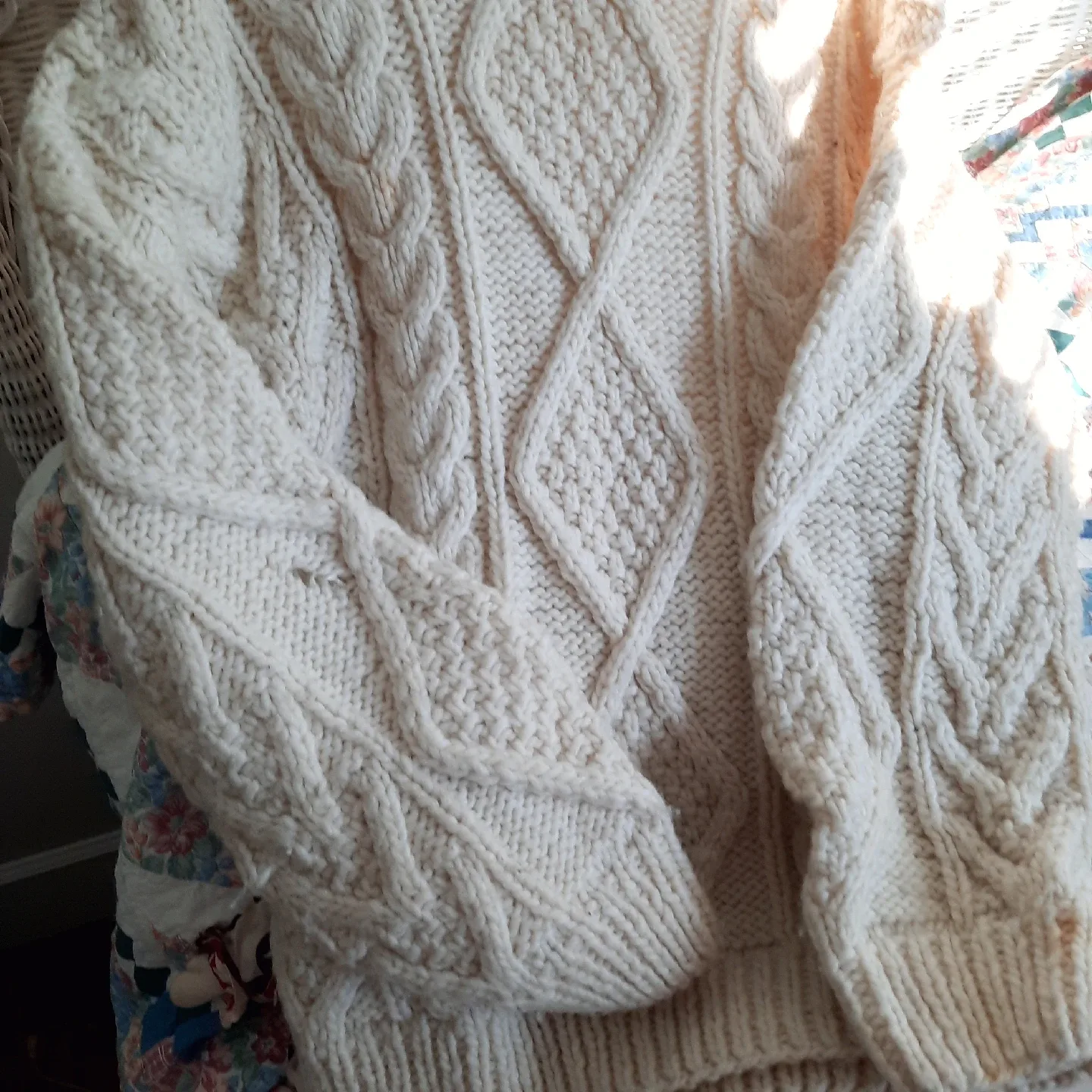 Handknit Cream Cable Knit Sweater image indicator(3)