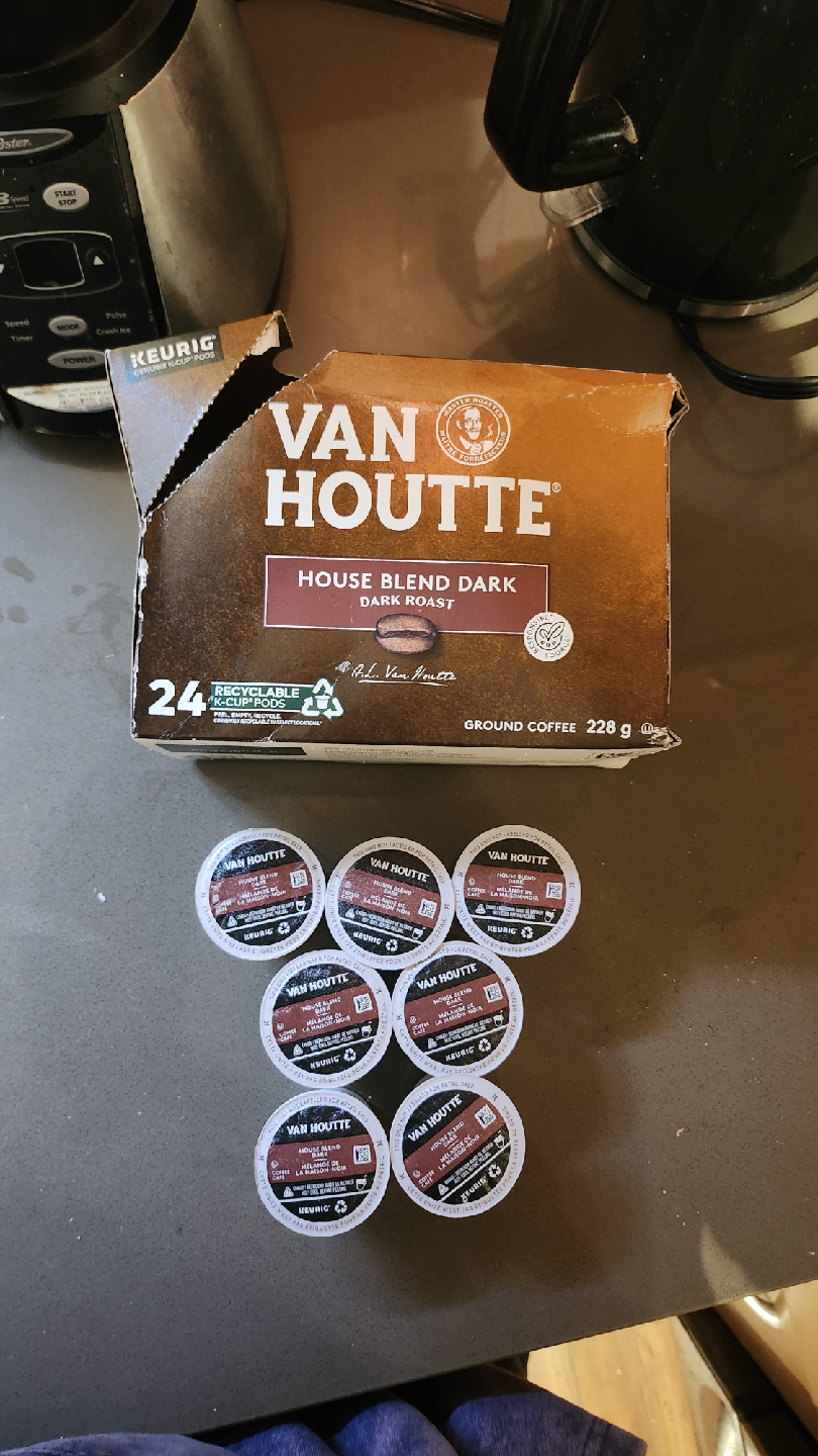 Van Houtte House Blend Dark K-Cups (7)