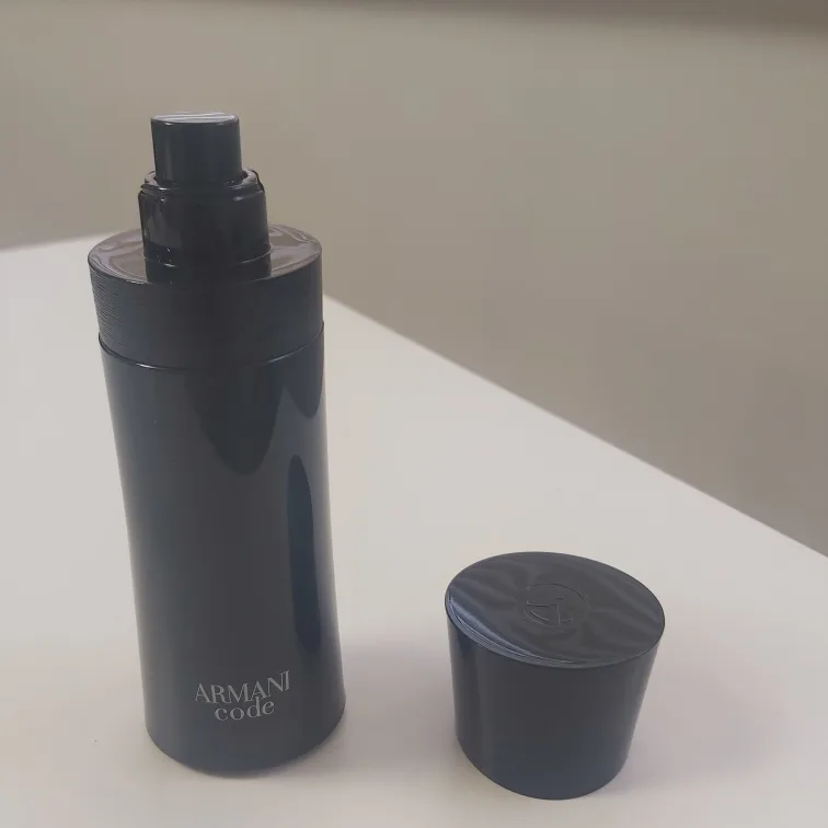 Giorgio Armani Code EDT ( Authentic ) thumbnail