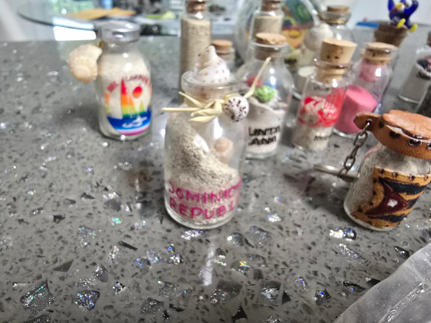 sand from around the world. thumbnail