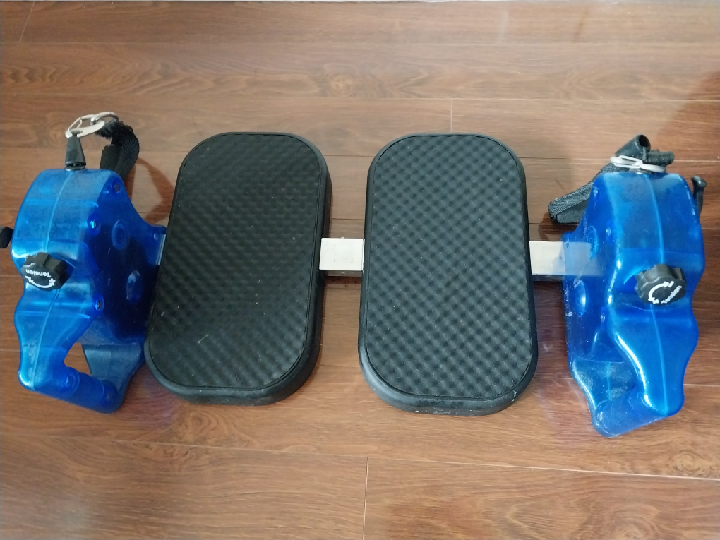 Thigh Gym Exerciser. It's available.  Non-negotiable. - photo 3