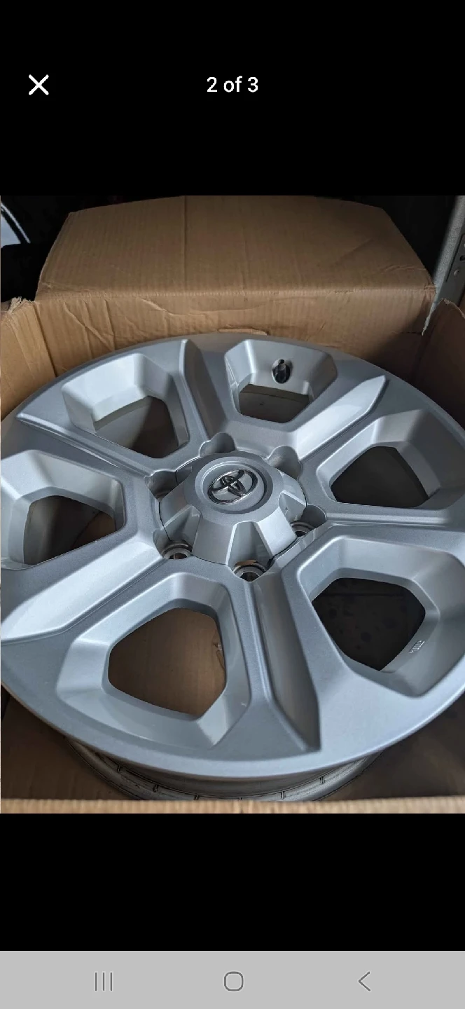 Toyota Tacoma 17" Rims - photo 2