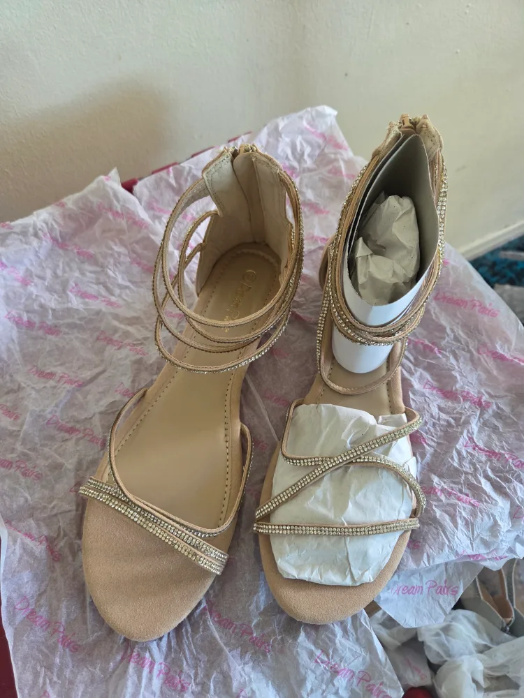 Dream Pairs Women's Sandals - Size 11 thumbnail