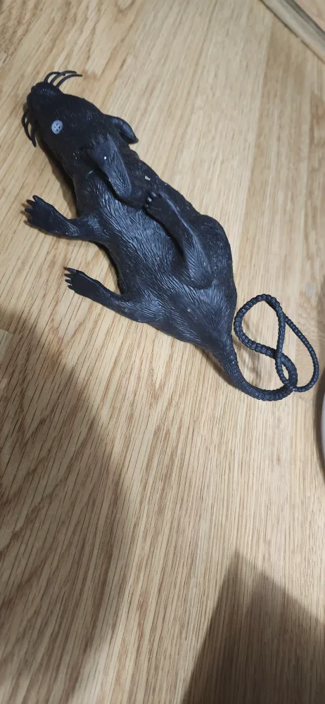 Black Halloween Decoration 🐀 Rat - 7 Inches image indicator(4)