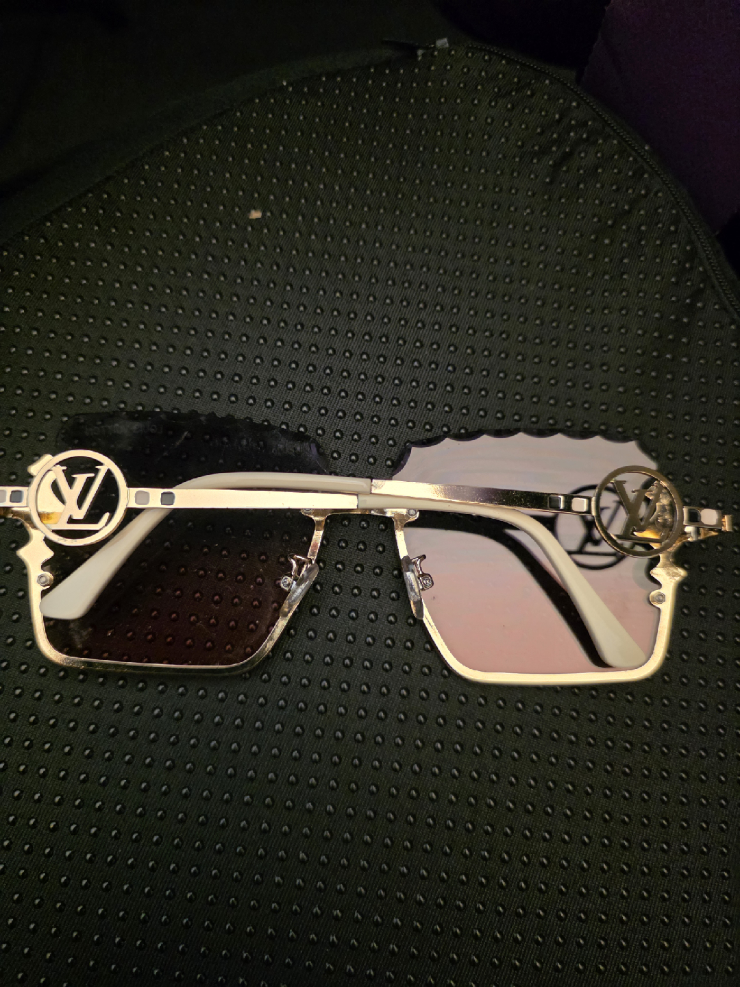 Louis Vuitton Sunglasses - photo 2
