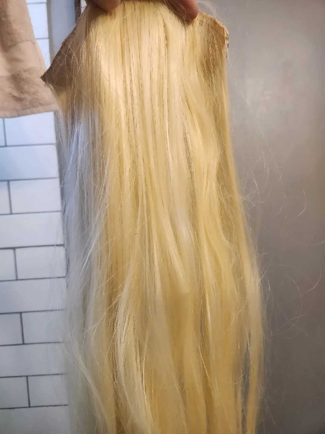 Blonde Clip In/ sew in  Hair Extensions image indicator(4)