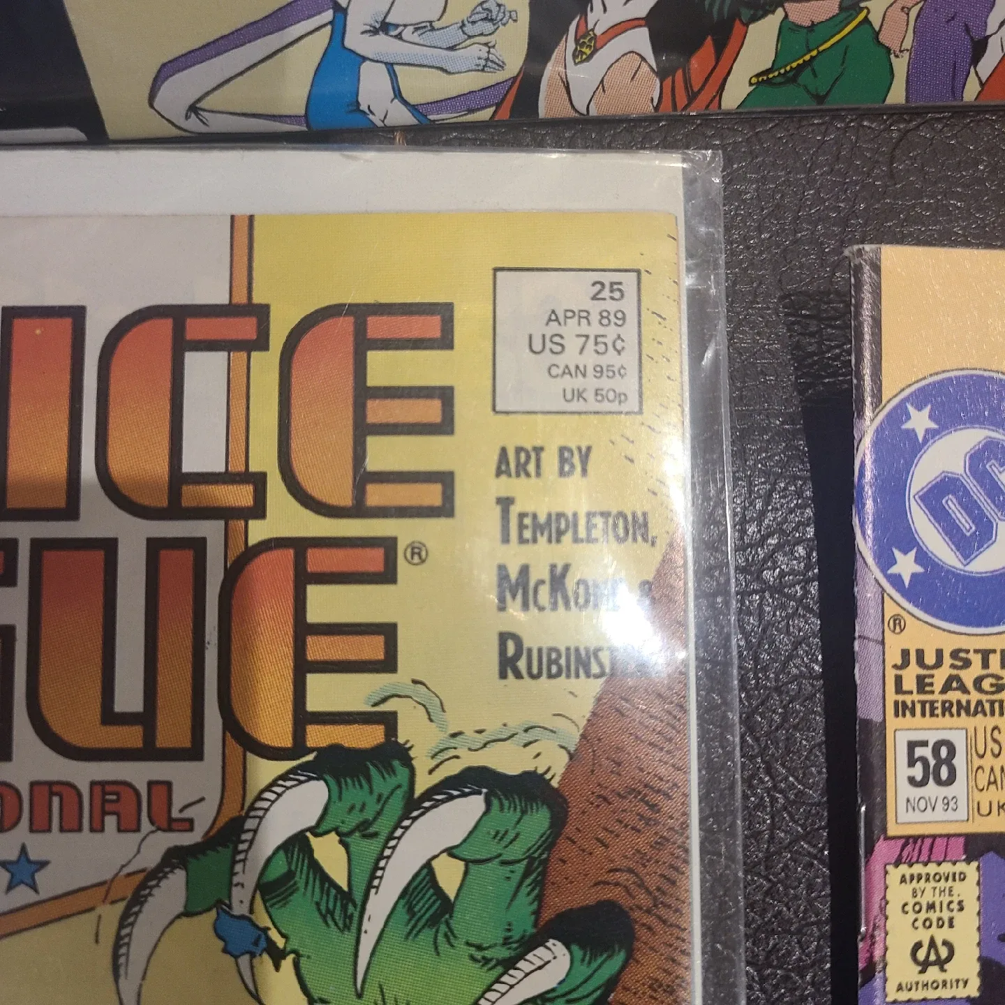 Justice League Comic Book Lot (5 Comics) image indicator(9)