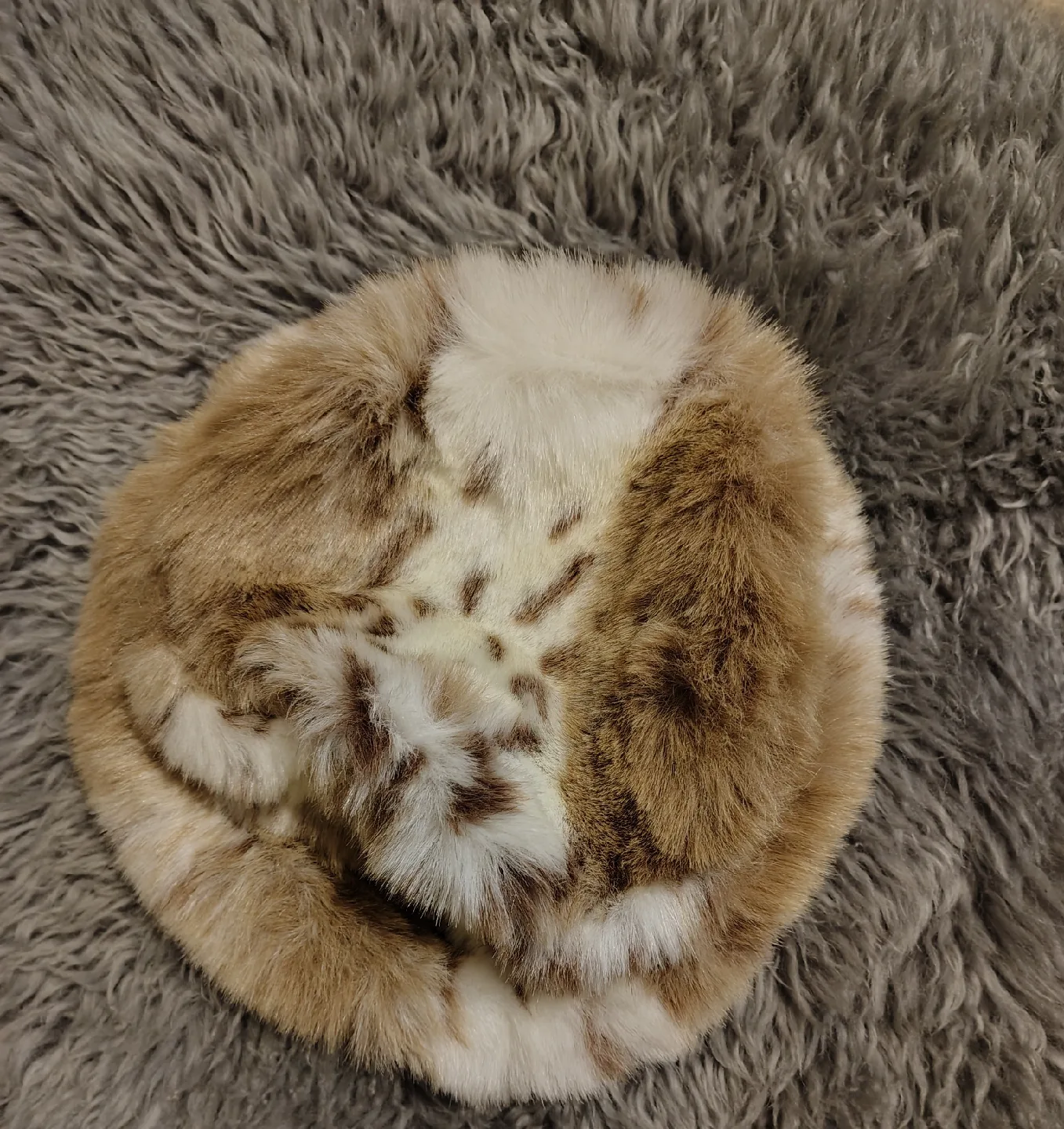 Parkhurst Faux Fur Hat - Brown & White image indicator(2)