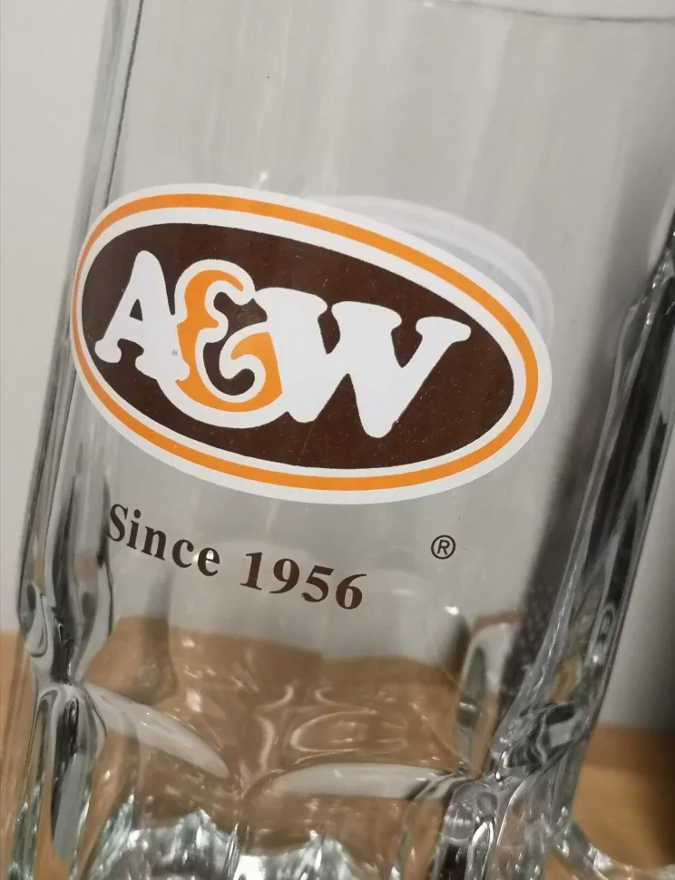 XL 32fl. oz Vintage A&W Glass Mug ~ Bilingual 5th Gen Logo image indicator(9)