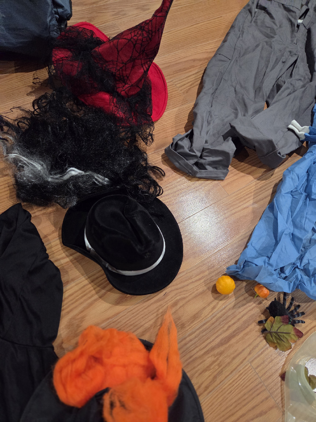 Halloween Costume Lot - photo 3